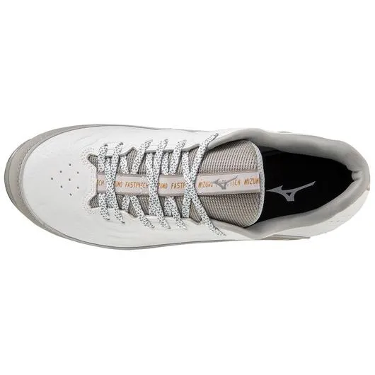 9-Spike Swift 8 Low Women's Metal Softball Cleat - White/Grey