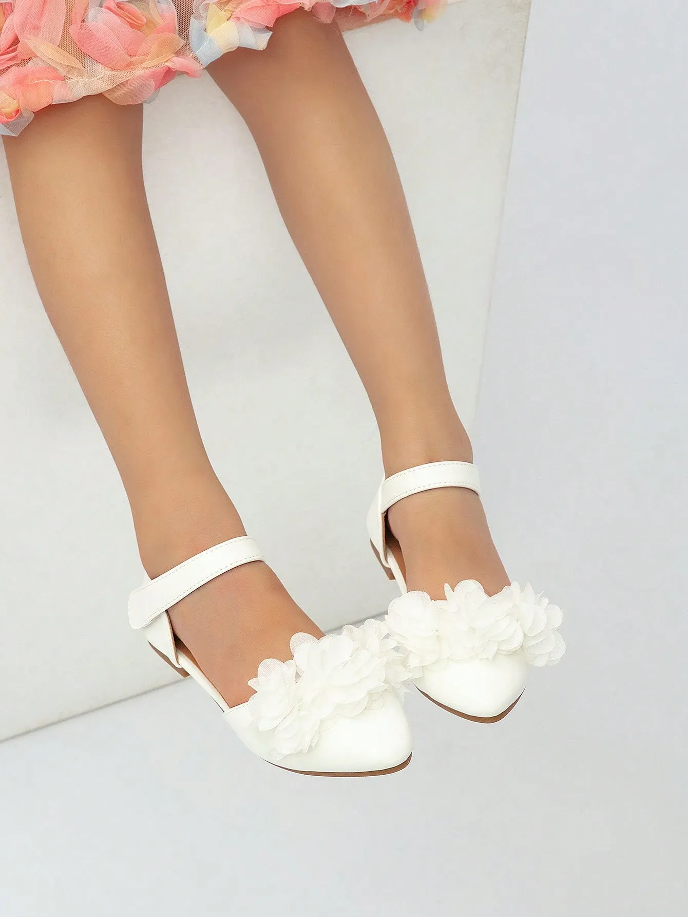 New Spring Toddler Girls' Lace Trimmed Pointed Toe Flat Shoes
