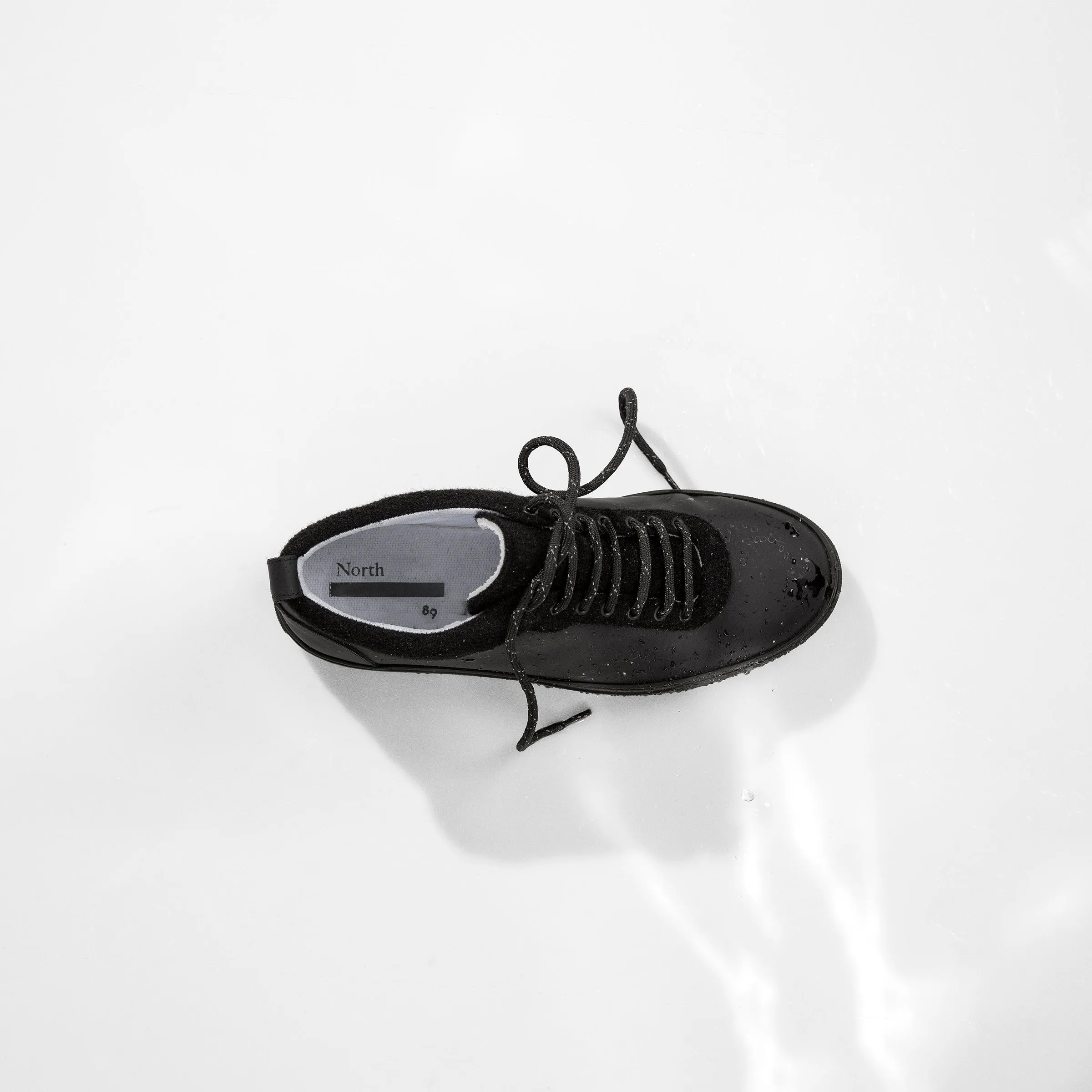 Roamer MT Black (Water-resistant)