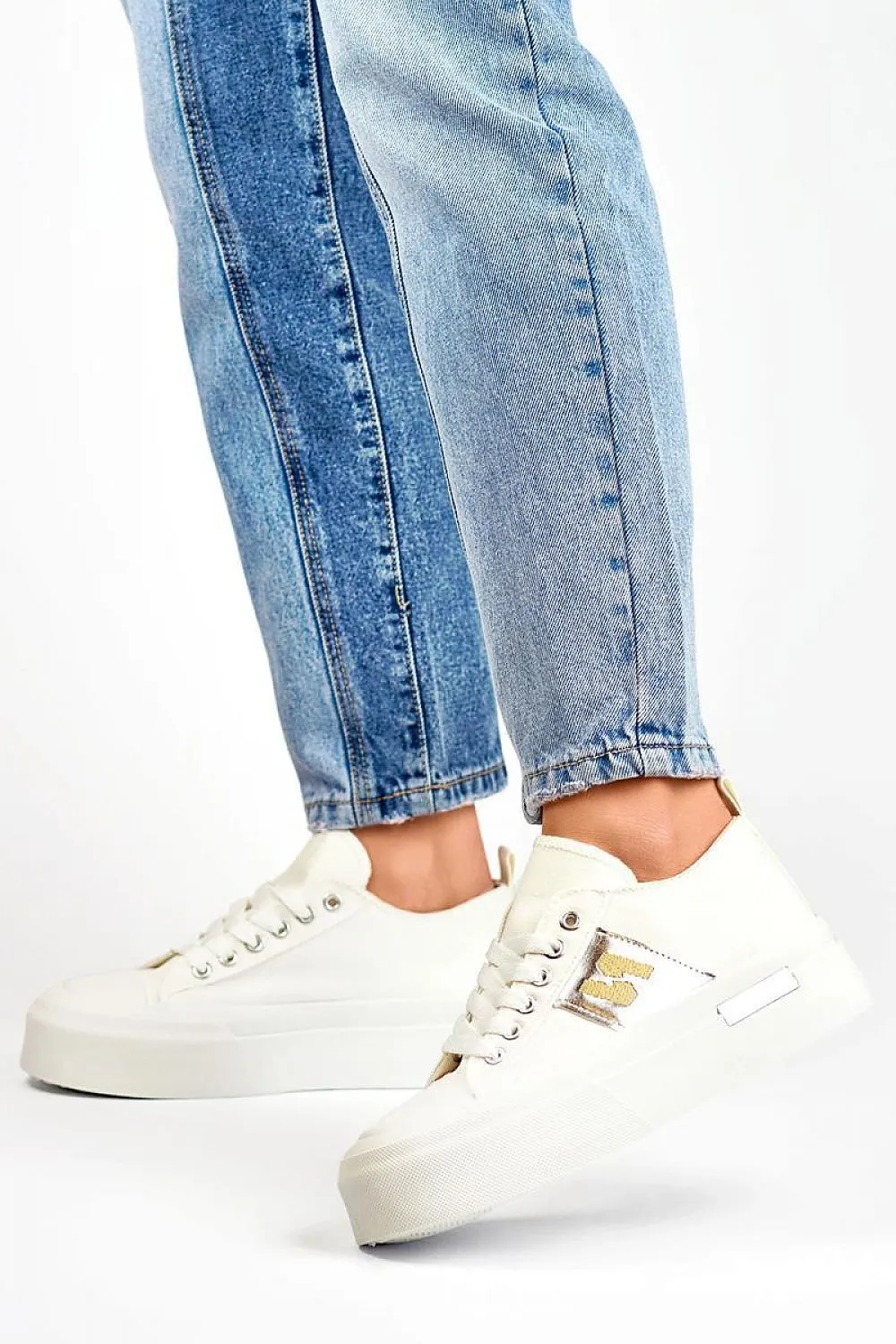 TEEK - Metallic Tab Laced Womens Sneakers