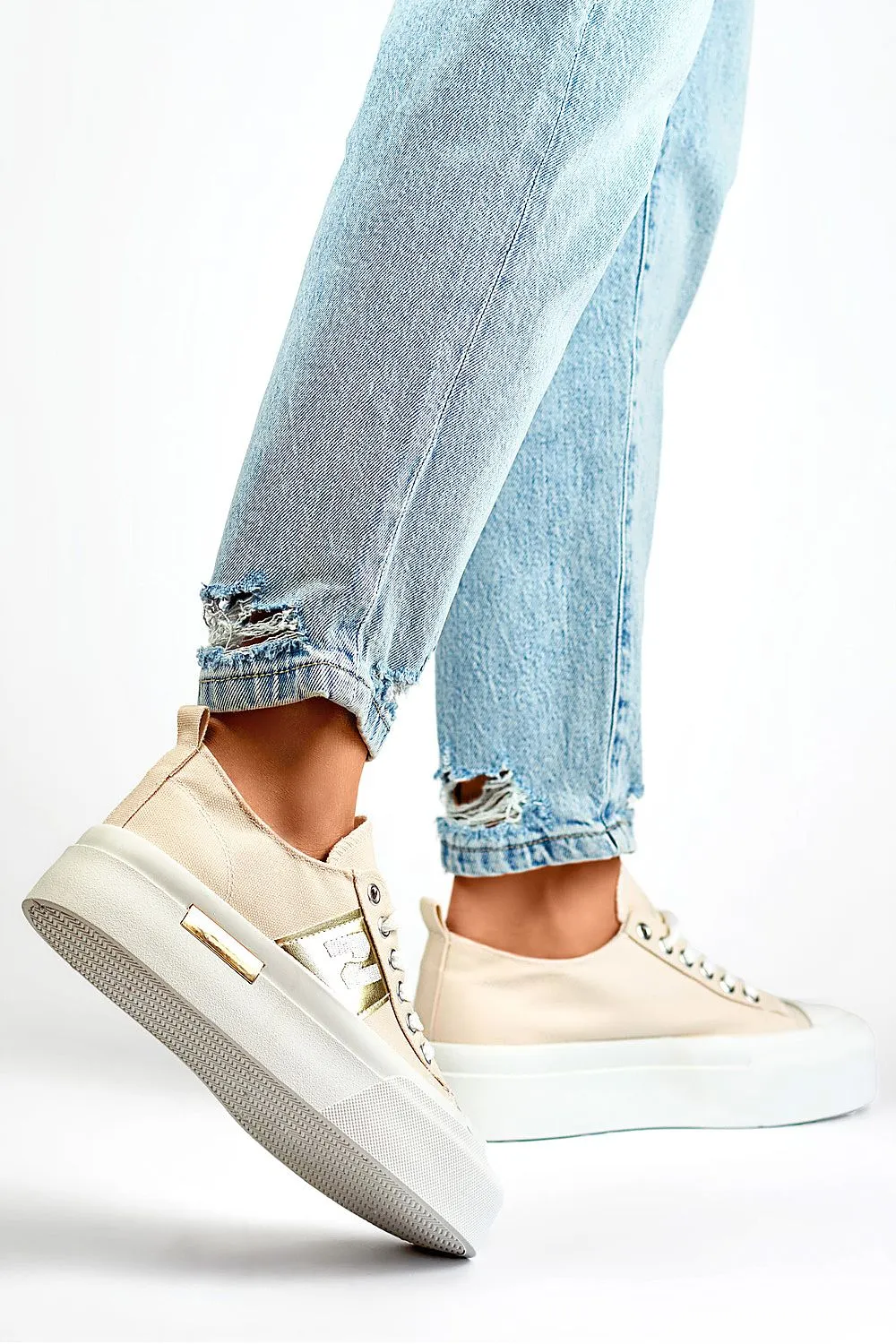 TEEK - Metallic Tab Laced Womens Sneakers