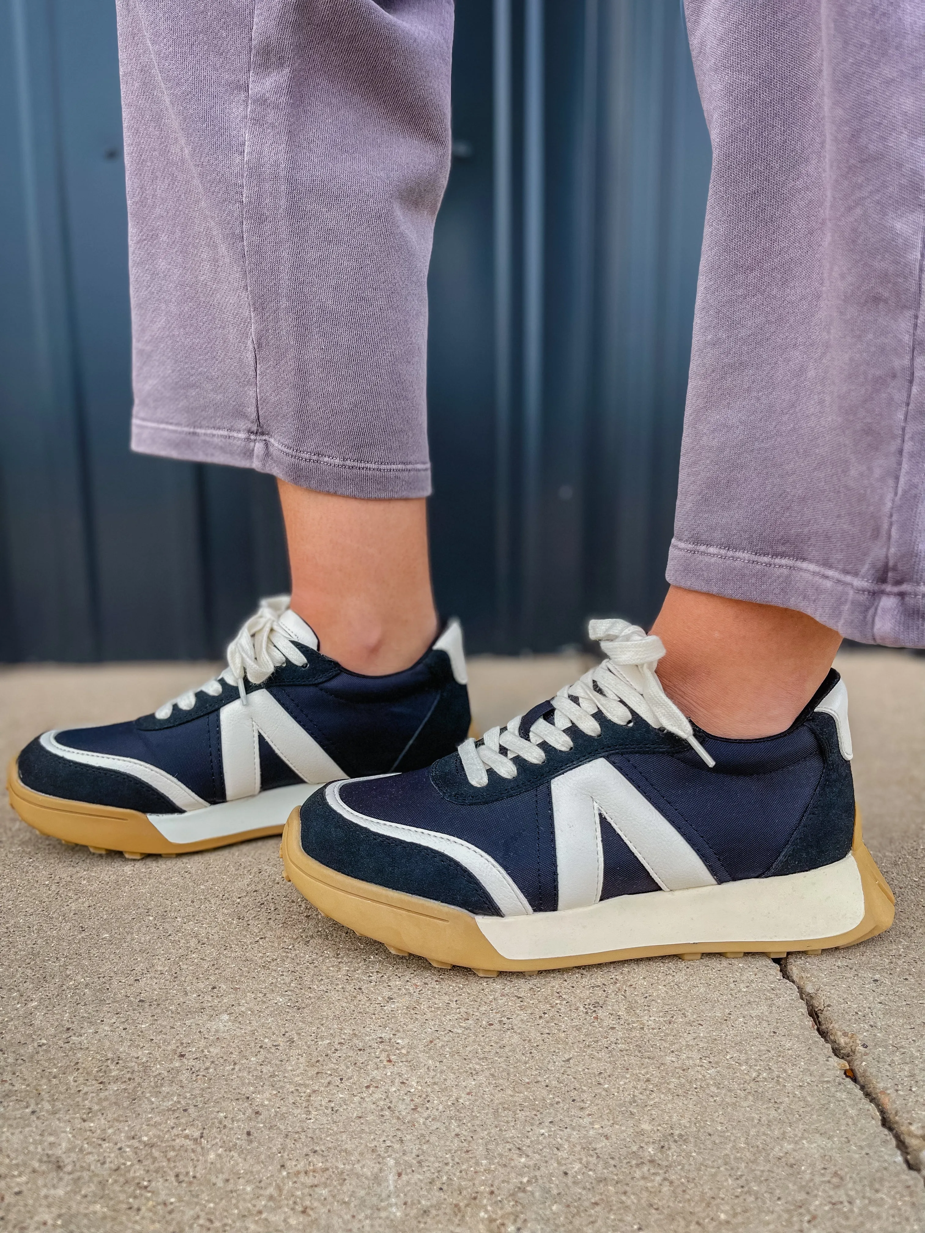 Town Tennis MIA Sneaker
