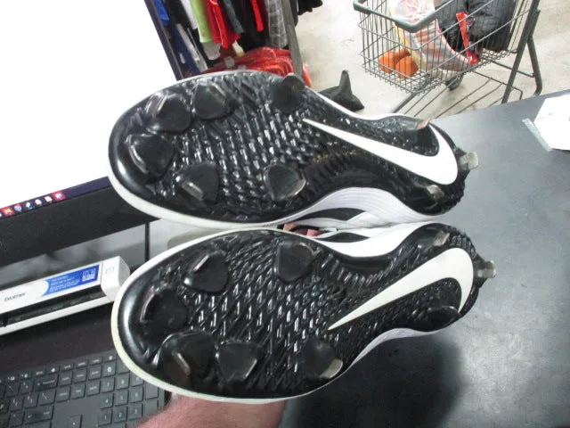 Used Nike Metal Cleats Size 14