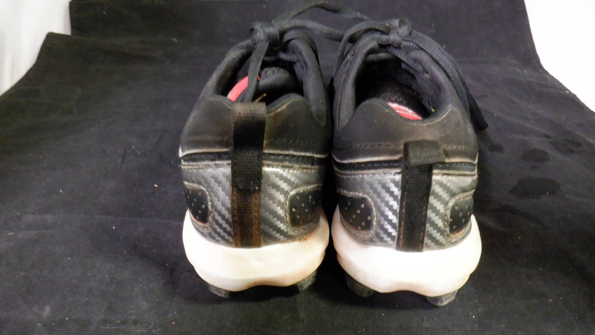 Used Rawlings Baseball Cleats Size 3.5