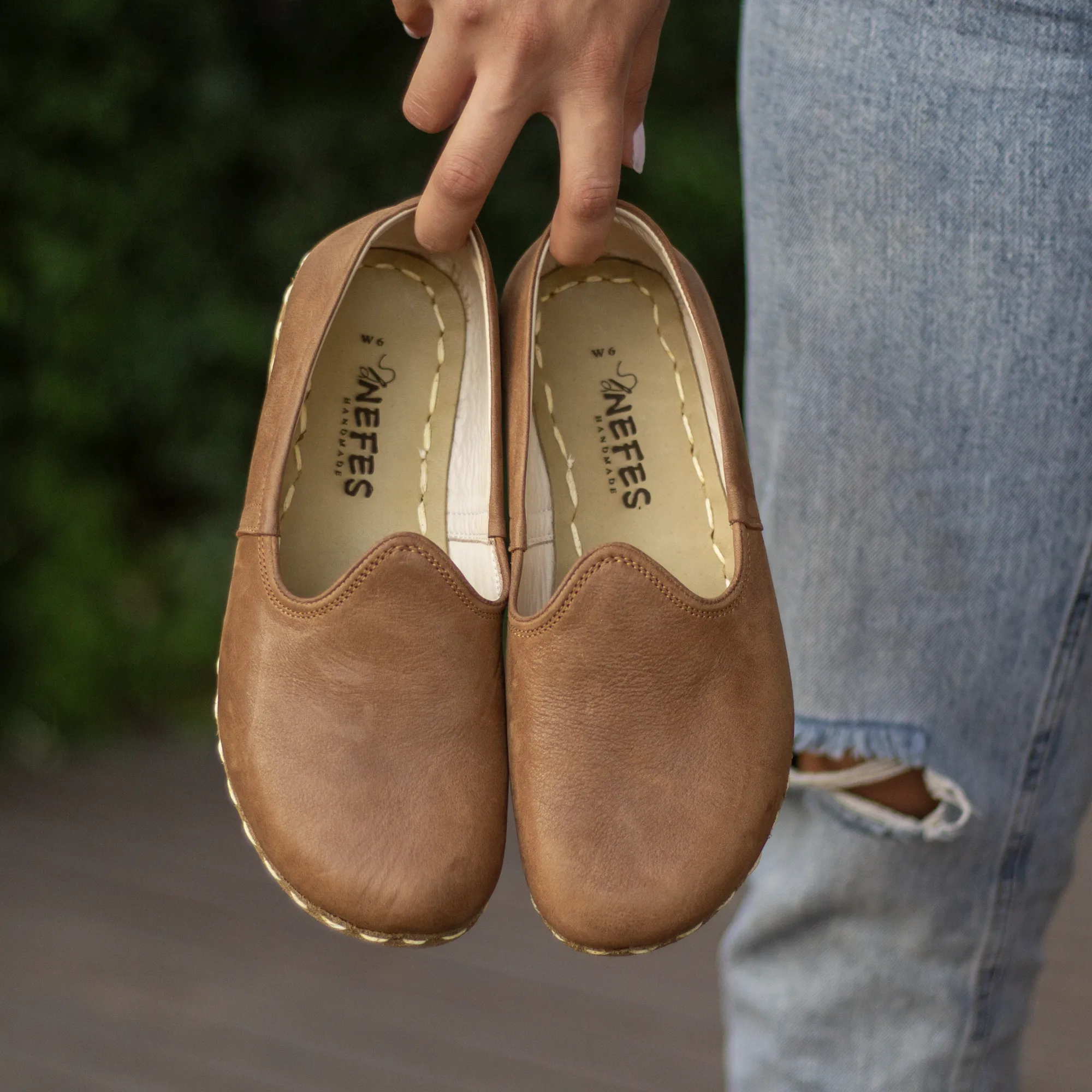Women's Barefoot Grounding Shoes - Matte Brown